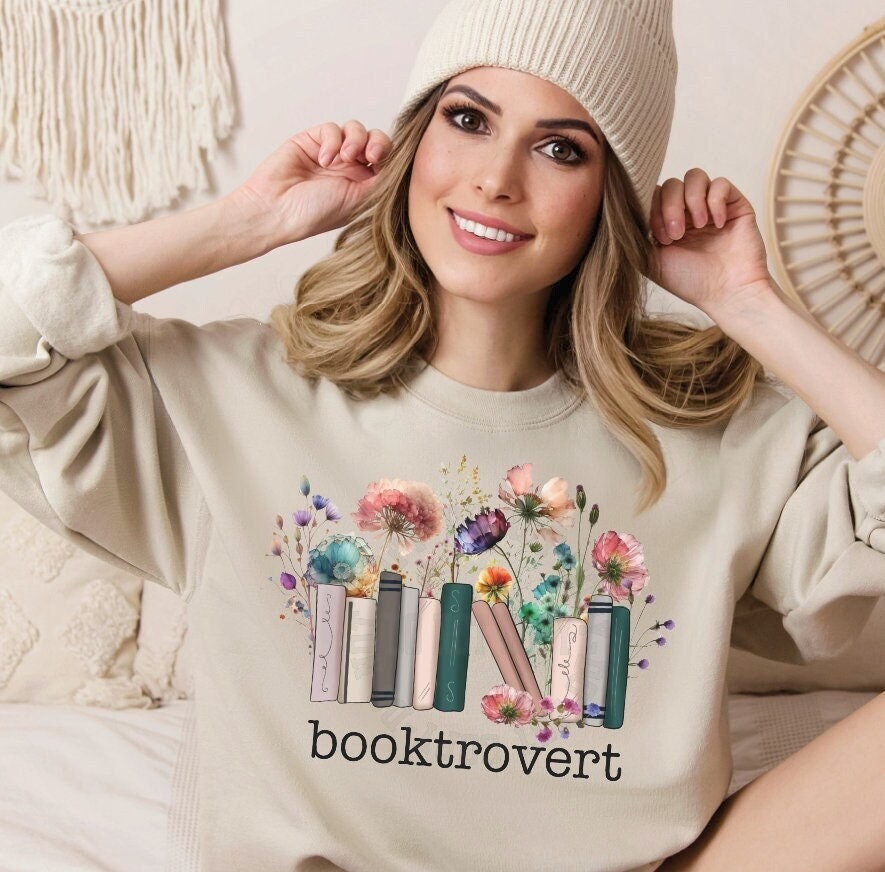 Floral Booktrovert Book Lover Sweatshirt for Women, Trendy Crewneck Sweatshirt, Custom Sweatshirt, Custom Crewneck, #4905